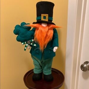 Sir Patrick Holiday Decor NWT